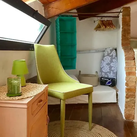 Beautiful Loft In 아파트 SantʼAntìoco